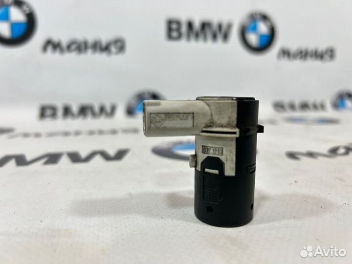 Датчик парковки передний правый Bmw X5 E53 рест