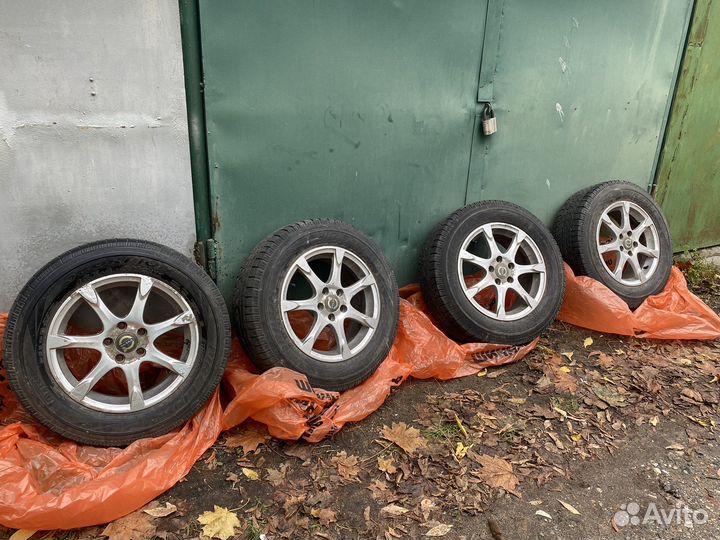 Колеса на Volvo, зимние, комплект