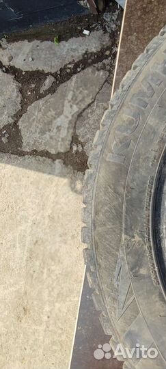 Kumho WinterCraft Ice WI31 205/60 R16