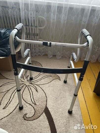 Ходунки двухуровневые шагающие