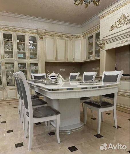 Стол для кухни со стульями