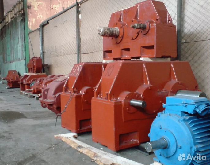 Мотор-Редукторы /Редуктора /Тельферы /лот zcazo 18