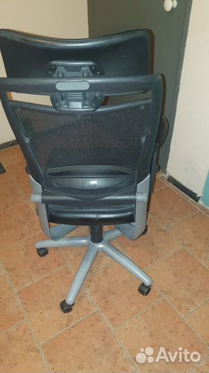 Компьютерное кресло