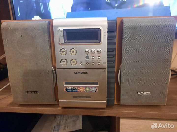 Музыкальный центр Samsung