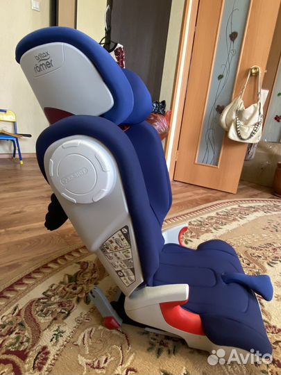 Детское автокресло 15 до 36 кг