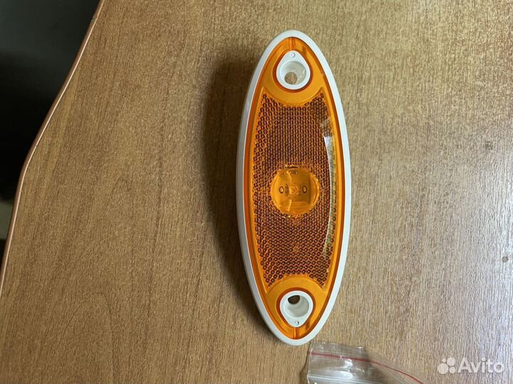 Габаритный фонарь 2ps344690007