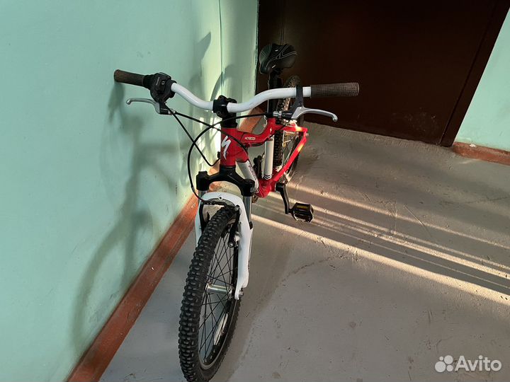 Велосипед детский Specialized Hotrock