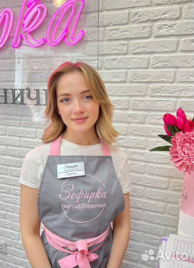 Мастер маникюра и педикюр (м.Проспект Просвещения)