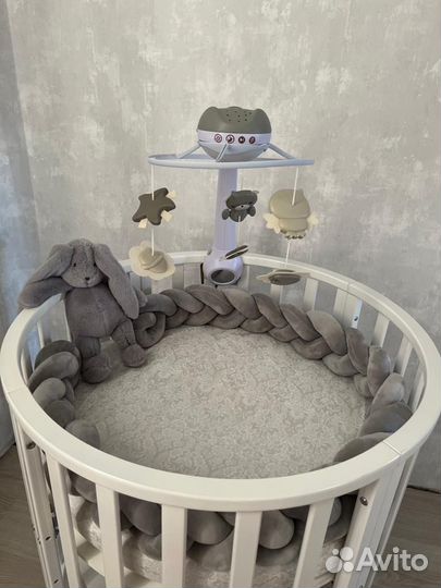 Мобиль на кроватку с проектором