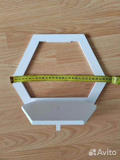 Полочка настенная