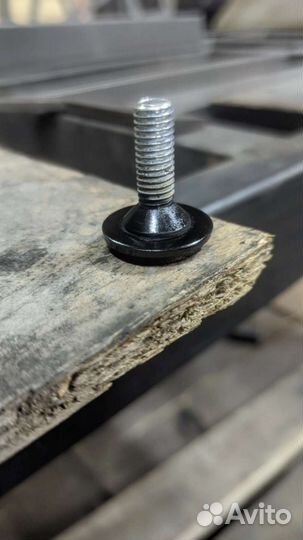 Опора мебельная м8 (ножка)