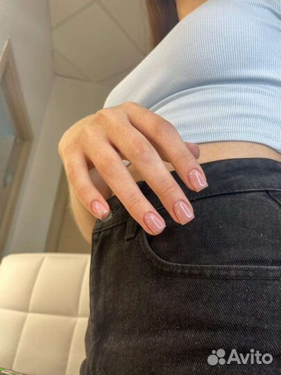 Маникюр, педикюр, брови