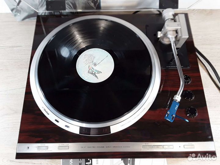 Проигрыватель винила victor QL-Y7