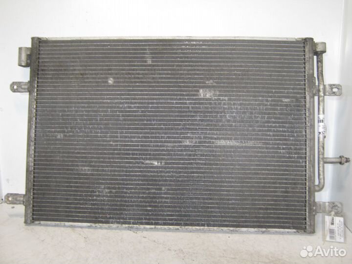 Audi A4 B7 2004 радиатор кондиционера