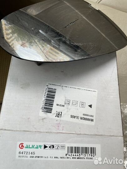 Зеркало правое touareg NF 7Р6857522В