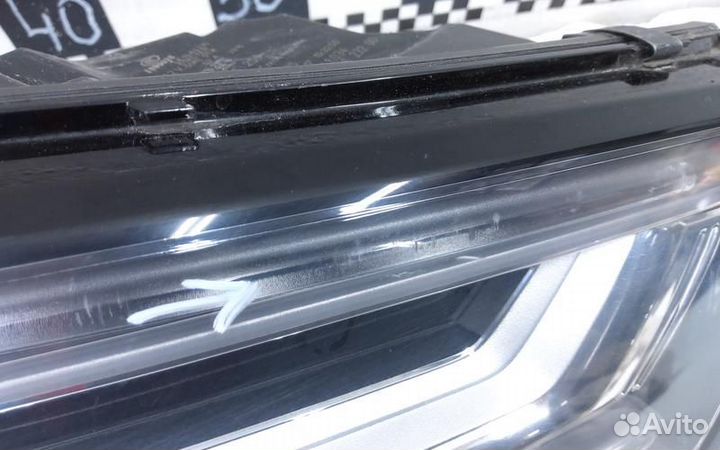 Фара правая Audi A4 B9 LED