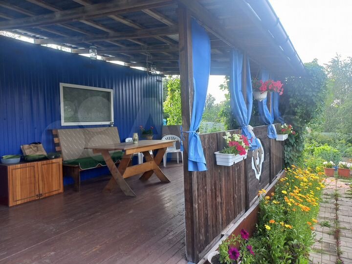 Дача 20 м² на участке 8 сот.