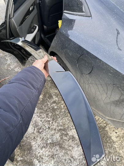 Спойлер Дактейл Uni-V