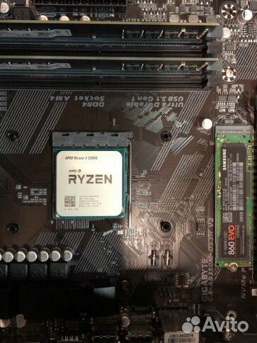 Процессор AMD razen 3 2200g