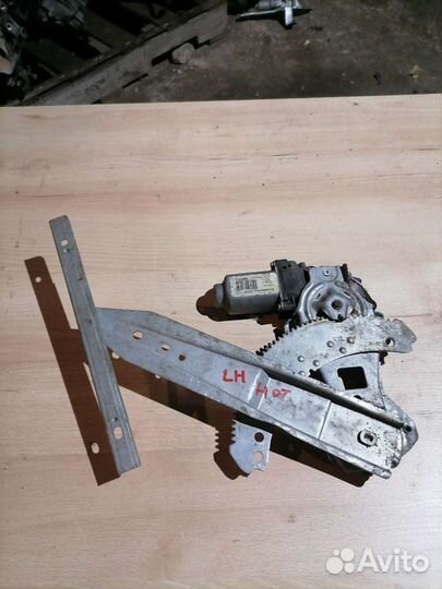 Стеклоподъемник задний левый Nissan Note E11