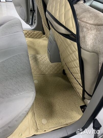 3d коврики на салон Nissan Mistral