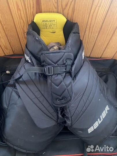 Хоккейная вратарская форма