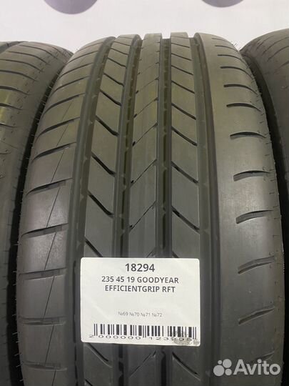 Goodyear EfficientGrip 235/45 R19