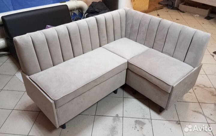 Диван для кухни угловой износостойкий велюр