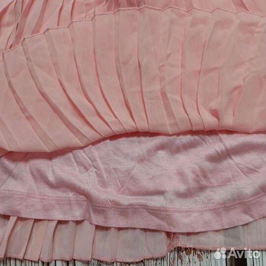 Платье на девочку новое 110