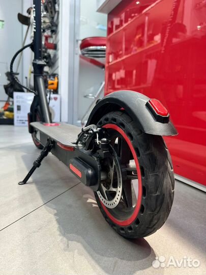 Самокат, Hiper Triumph M8