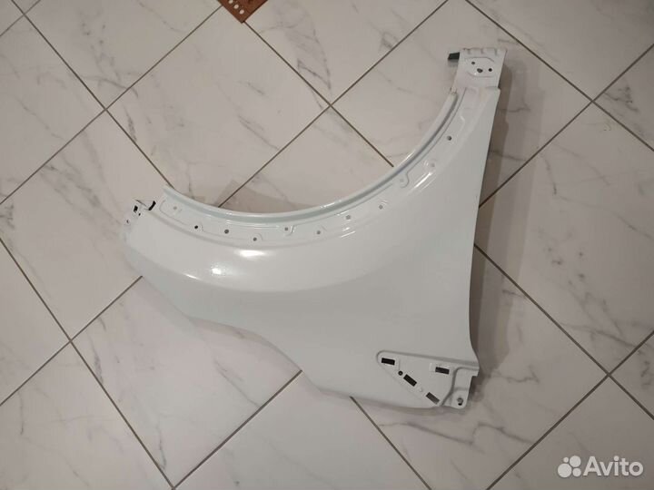 Крыло на renault kaptur