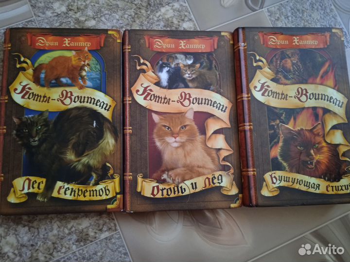 Продам книги