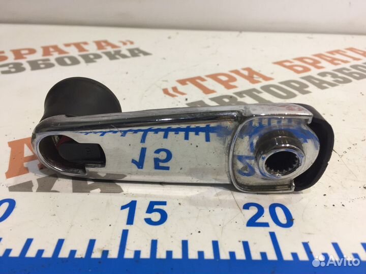 Мерседес Ручка стеклоподъёмника переднего левого