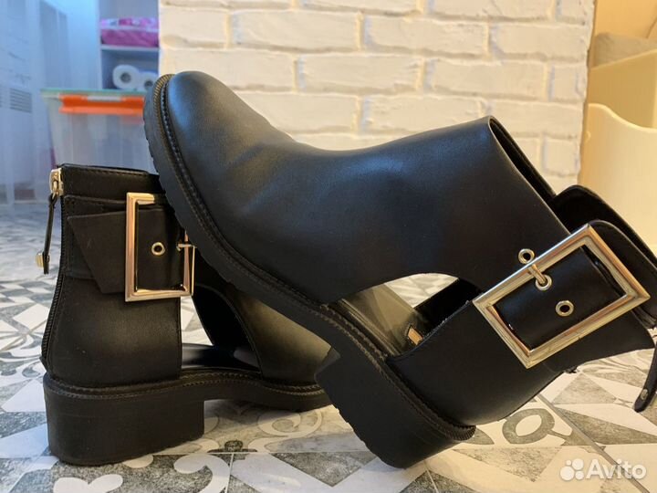 Ботинки Stradivarius