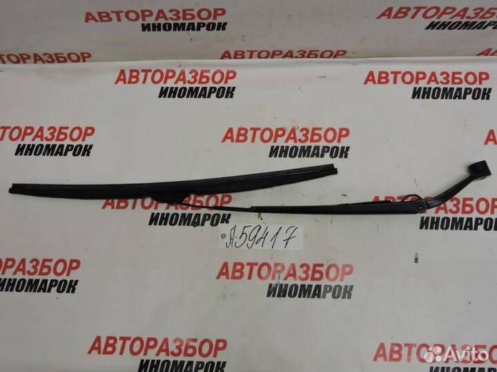 Поводок стеклоочистителя передний левый Mazda Mazd