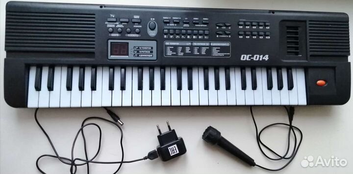 Детский синтезатор с микрофоном