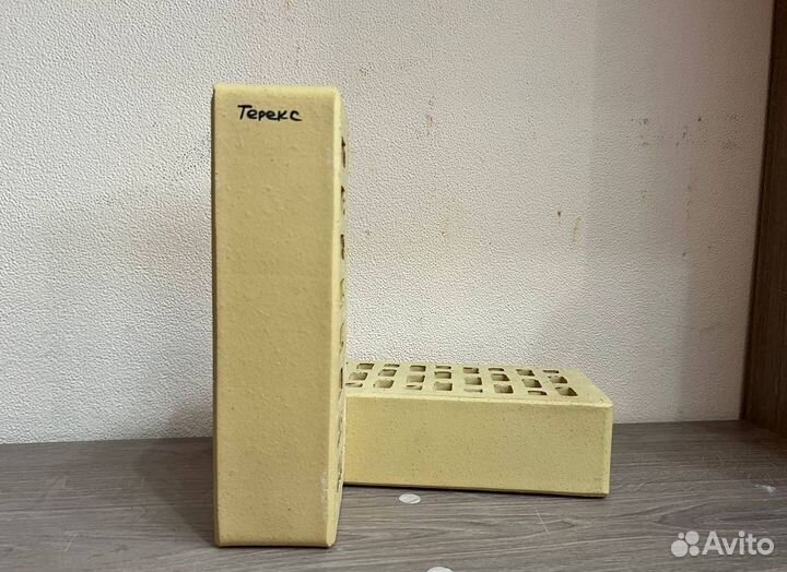 Кирпич любого цвета