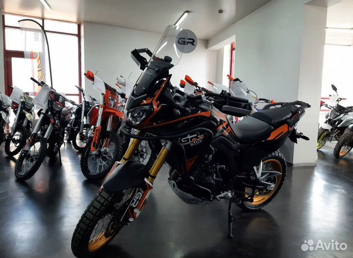 Мотоцикл GR 500 adventure витринный