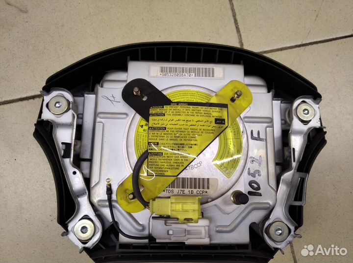 Подушка безопасности в рулевое колесо Land Cruiser