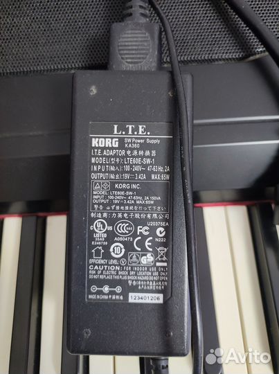 Цифровое фортепиано Korg sp-280