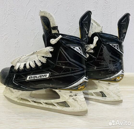 Коньки хоккейные bauer supreme s180 р-р 36,5
