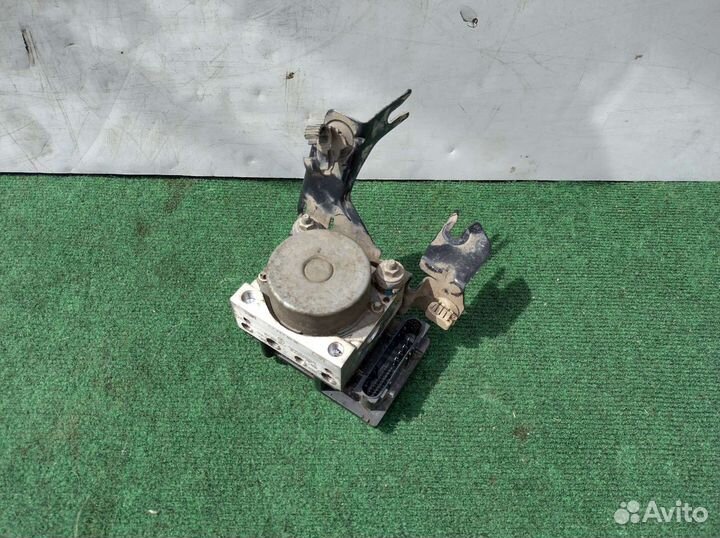 Блок абс Nissan Almera G15