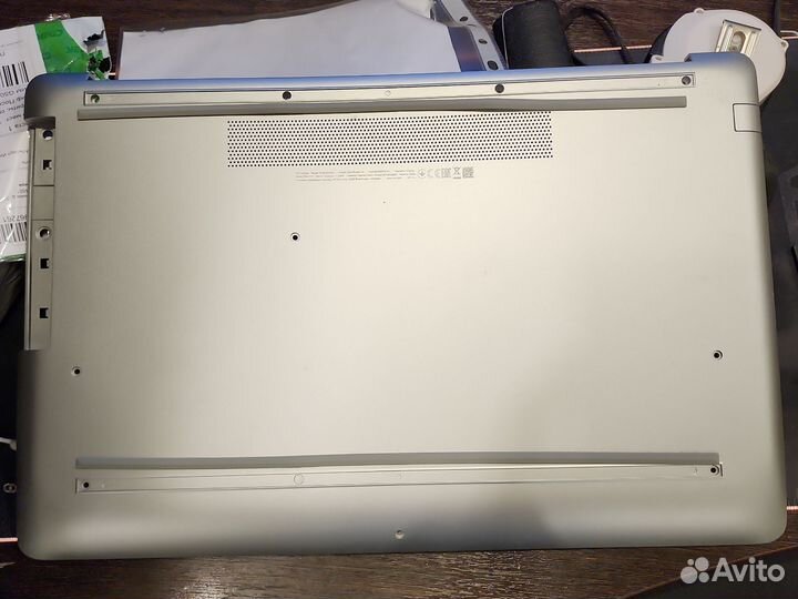 Hp 17by-2076ur поддон, крышка матрицы