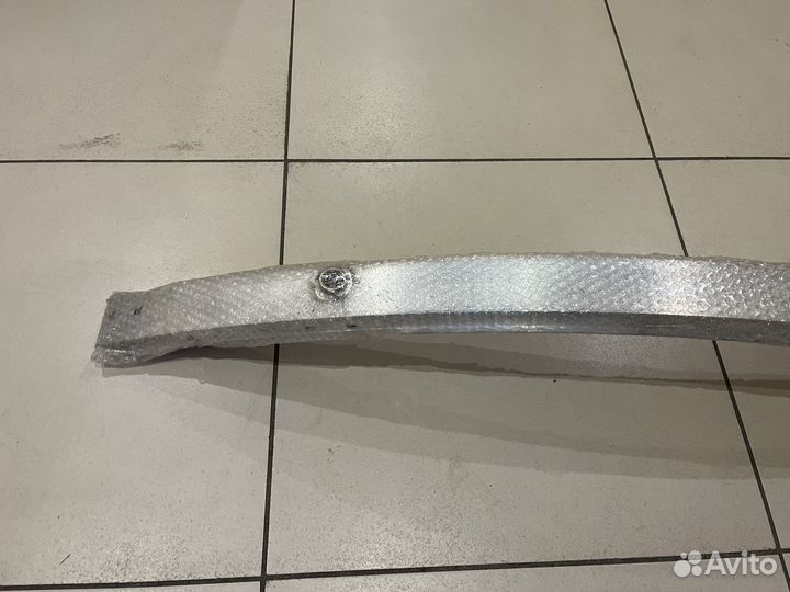 Усилитель бампера Mercedes W212 W204 X204 W218 нов