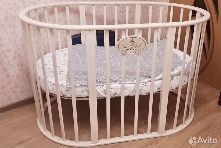 Детская кроватка трансформер с маятником