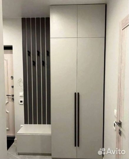 Шкаф в прихожую на заказ от производителя