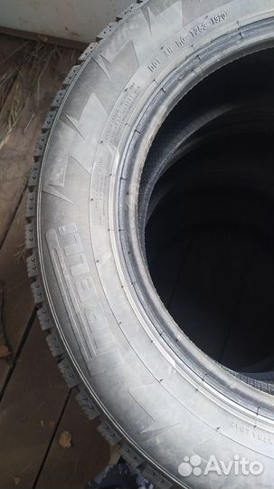 Pirelli Ice Zero 185/65 R15 92T