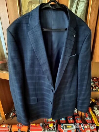 Мужской свадебный костюм тройка