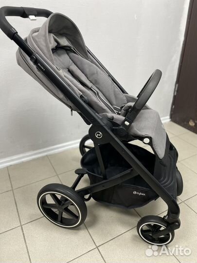 Коляска и автокресло с базой Cybex