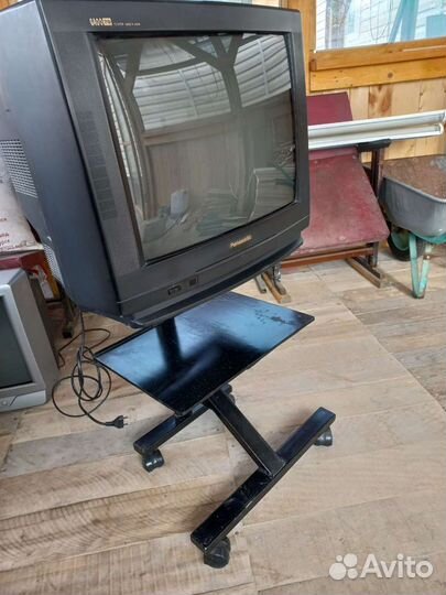 Подставка для телевизора